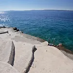 Simac * Τρογκίρ